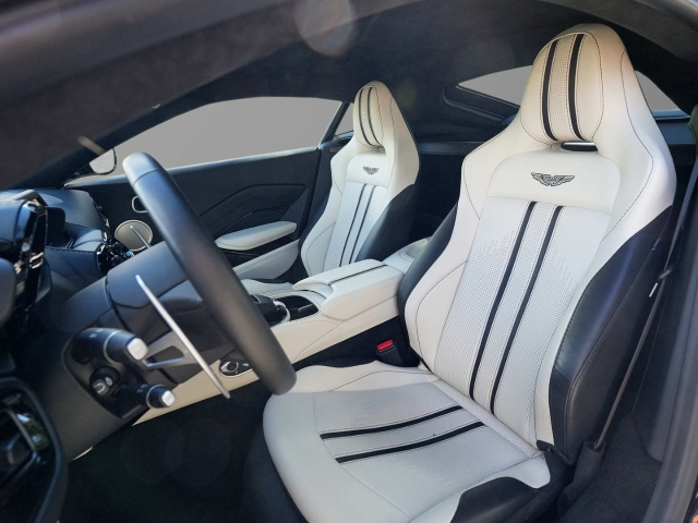 Bild 14 - V8 Onyx Black / Ivory