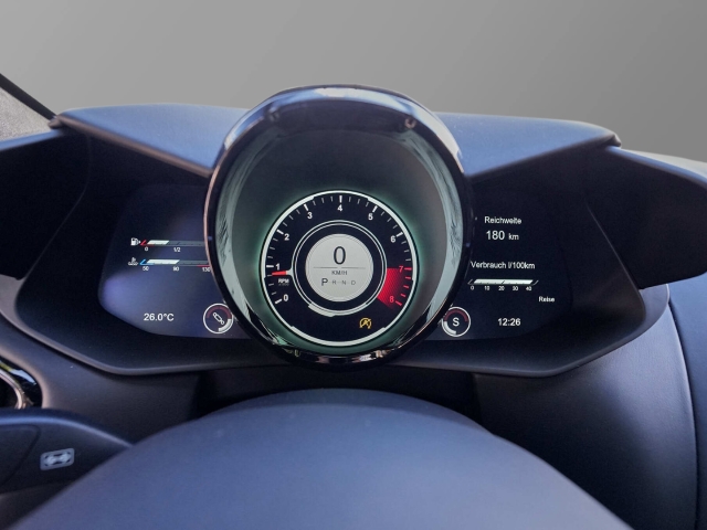 Bild 16 - V8 Onyx Black / Ivory