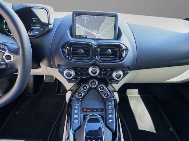 Bild 17 - V8 Onyx Black / Ivory