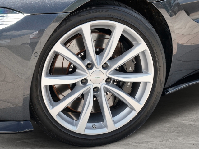 Bild 13 - V8 Magnetic Silver / Onyx Black