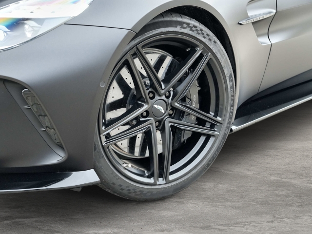 Bild 11 -  V8 Coupe Satin Onyx Black / Onyx Black