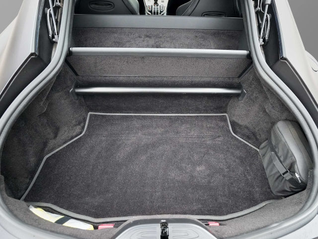 Bild 30 -  V8 Coupe Satin Onyx Black / Onyx Black