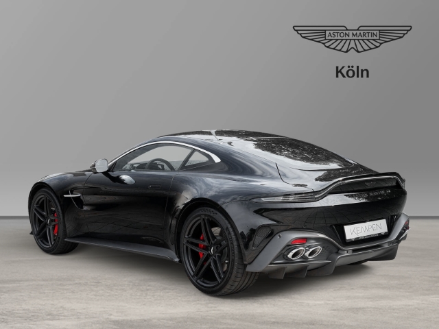 Bild 6 - Jet Black / Onyx Black V8