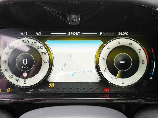 Bild 22 - Jet Black / Onyx Black V8