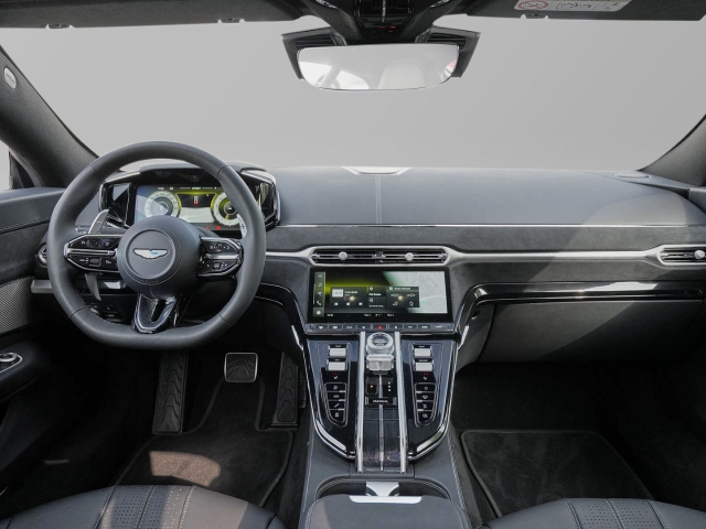 Bild 24 - Jet Black / Onyx Black V8