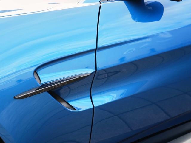 Bild 14 - Plasma Blue / Onyx Black