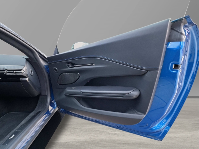 Bild 26 - Plasma Blue / Onyx Black