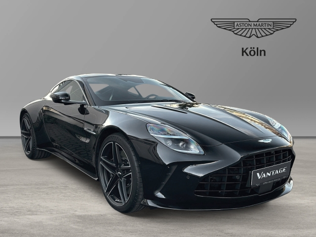 Aston Martin Vantage Jet Black Onyx Black