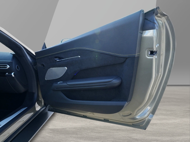 Bild 27 - Titanium Grey / Onyx Black