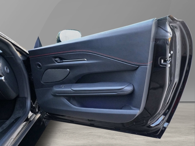 Bild 28 -  S Onyx Black / Onyx Black