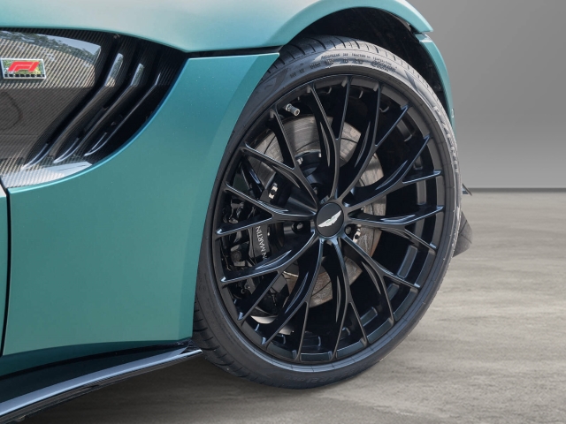 Bild 18 - V8 F1 Coupe Satin Aston Martin Racing Green