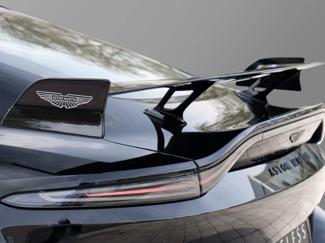 Bild 20 -  F1 Jet Black / Phantom Grey Carbondach