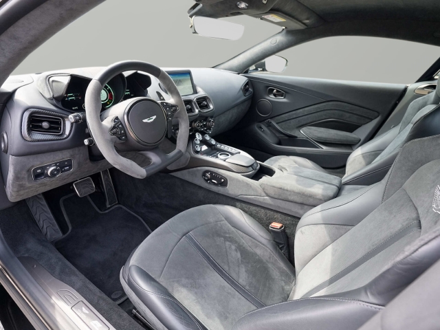 Bild 23 -  F1 Jet Black / Phantom Grey Carbondach