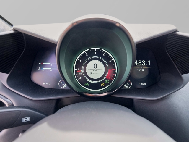 Bild 29 -  F1 Jet Black / Phantom Grey Carbondach