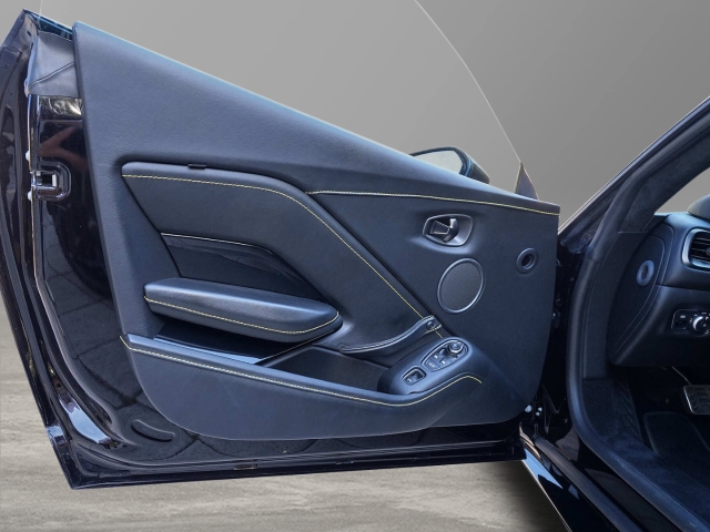 Bild 24 - Roadster Onyx Black / Obsidian Black