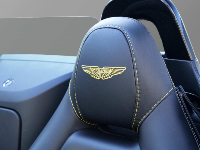 Bild 30 - Roadster Onyx Black / Obsidian Black