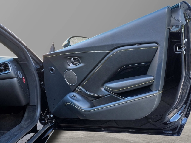 Bild 35 - Roadster Onyx Black / Obsidian Black