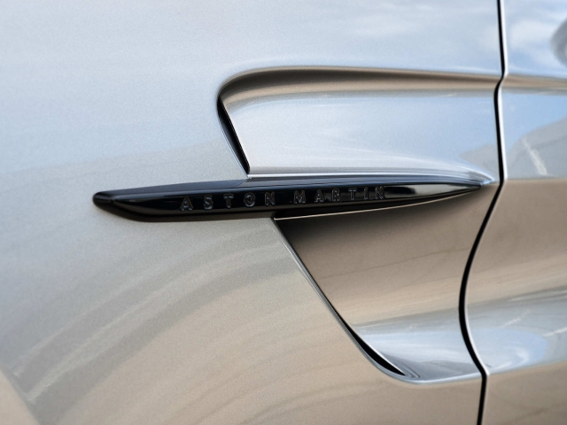 Bild 22 - Roadster Aluminite Silver / Onyx Black