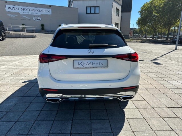 Bild 5 -  4MATIC Avantgarde PANO AHK MBUX OLED