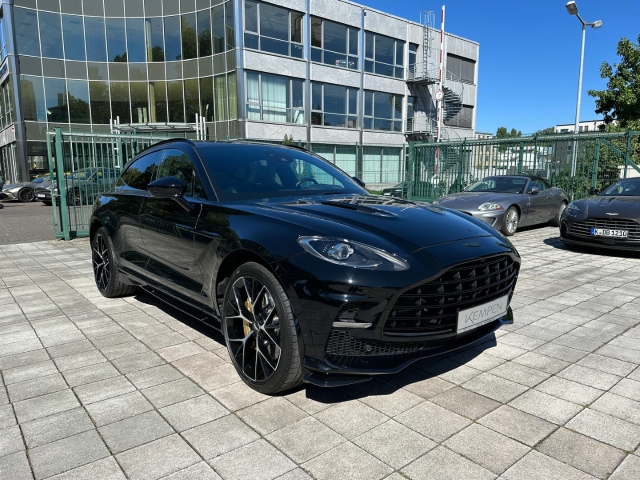 Aston Martin DBX  707 Jet Black / Onyx Black