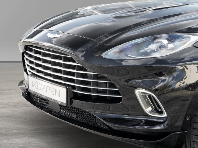 Bild 10 - 550 UPE 227.330,-€ Jet Black / Onyx Black