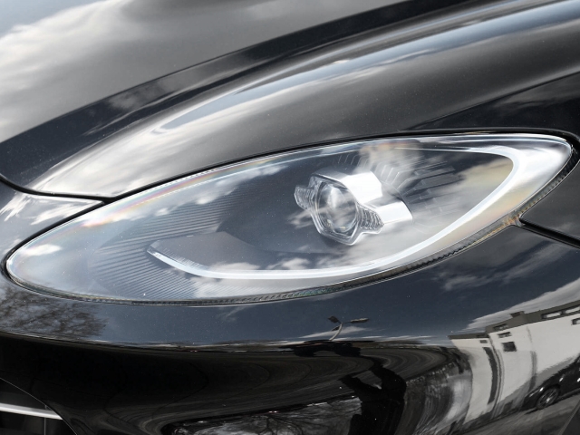 Bild 12 - 550 UPE 227.330,-€ Jet Black / Onyx Black