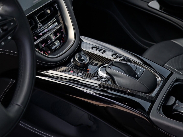 Bild 19 -  707 UPE 274.360,-€ China Grey / Onyx Black