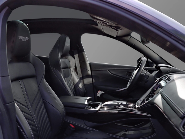 Bild 26 -  707 UPE 274.360,-€ China Grey / Onyx Black