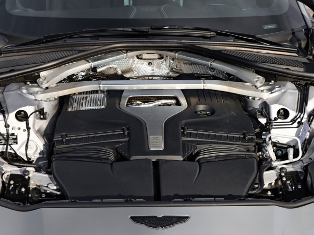 Bild 29 -  707 UPE 274.360,-€ China Grey / Onyx Black