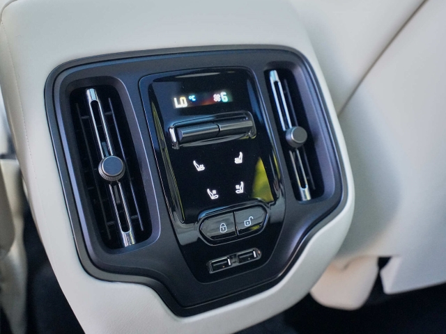 Bild 28 - 707 Lunar White / Onyx Black / Ivory