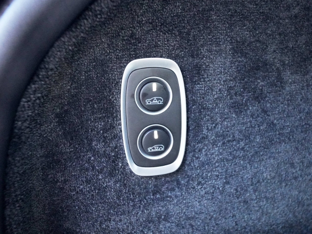 Bild 30 - 707 Lunar White / Onyx Black / Ivory