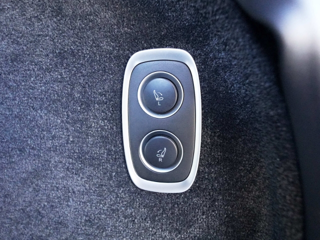 Bild 31 - 707 Lunar White / Onyx Black / Ivory