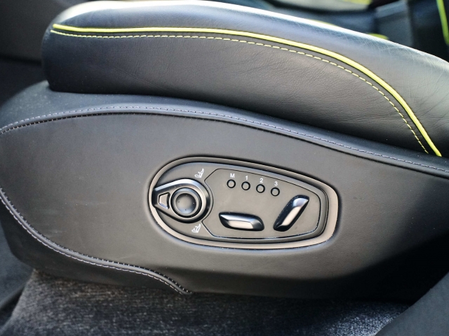 Bild 25 -  707 AMR Onyx Black Bowers & Wilkins