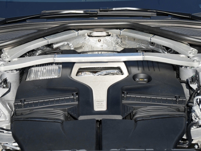 Bild 18 -  S China Grey Onyx Black