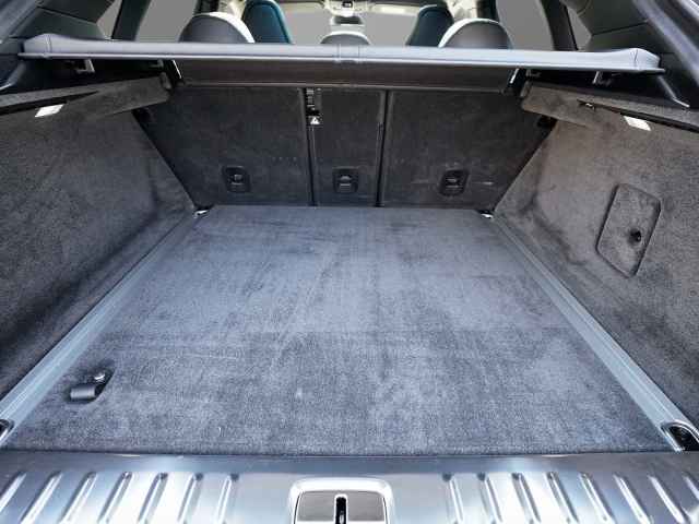 Bild 33 -  S China Grey Onyx Black