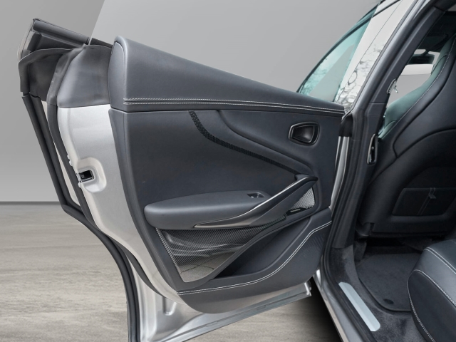 Bild 28 -  707 Aluminite Silver / Onyx Black