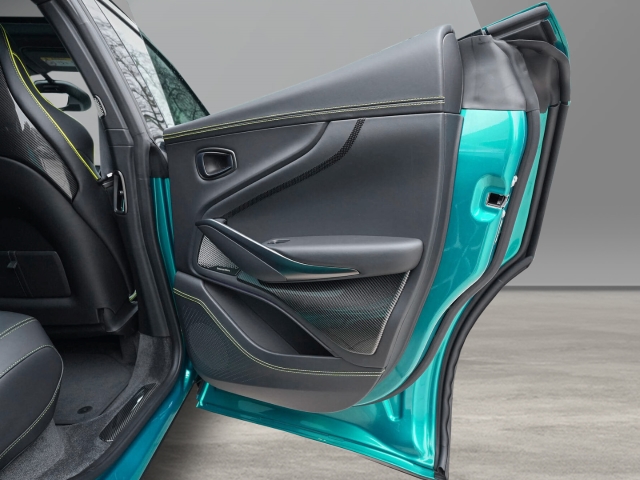 Bild 36 -  707 AMR Podium Green / Onyx Black